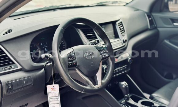 Buy Import Hyundai Tucson Silver Car in Dakar in Dakar Buy Import Hyundai Tucson Silver Car in Dakar in Dakar