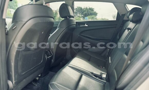 Buy Import Hyundai Tucson Silver Car in Dakar in Dakar Buy Import Hyundai Tucson Silver Car in Dakar in Dakar