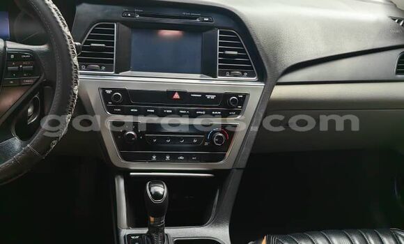 Acheter Occasion Voiture Hyundai Sonata Bleu à Dakar, Dakar Acheter Occasion Voiture Hyundai Sonata Bleu à Dakar, Dakar