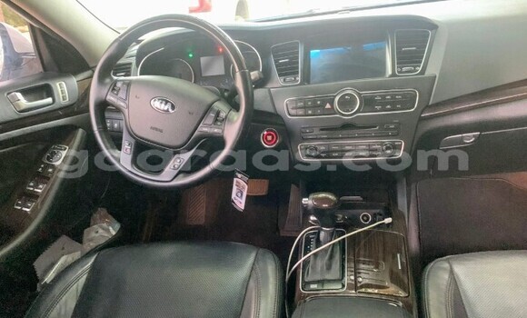 Acheter Occasion Voiture Kia K7 Blanc à Dakar, Dakar Acheter Occasion Voiture Kia K7 Blanc à Dakar, Dakar