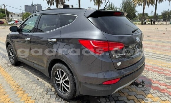 Buy Used Hyundai Santa Fe Other Car in Dakar in Dakar Buy Used Hyundai Santa Fe Other Car in Dakar in Dakar