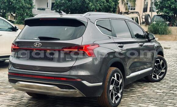Buy Import Hyundai Santa Fe Silver Car in Dakar in Dakar Buy Import Hyundai Santa Fe Silver Car in Dakar in Dakar