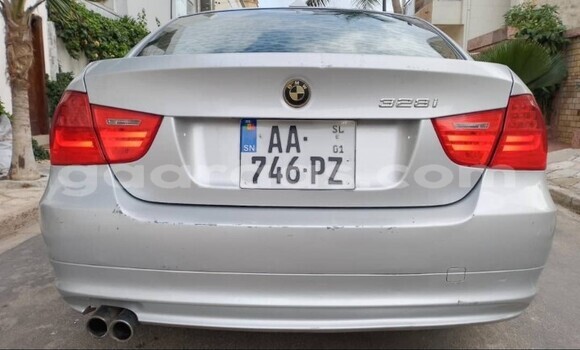 Dieundeu Occasion BMW 3–Series Silver Auto in Dakar in Dakar Dieundeu Occasion BMW 3–Series Silver Auto in Dakar in Dakar