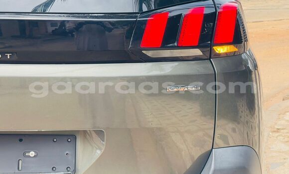 Buy Import Peugeot 5008 Silver Car in Dakar in Dakar Buy Import Peugeot 5008 Silver Car in Dakar in Dakar