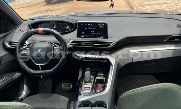 Buy Import Peugeot 5008 Silver Car in Dakar in Dakar Buy Import Peugeot 5008 Silver Car in Dakar in Dakar