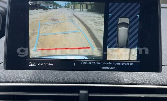 Buy Import Peugeot 5008 Silver Car in Dakar in Dakar Buy Import Peugeot 5008 Silver Car in Dakar in Dakar