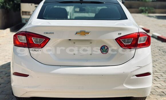 Buy Import Chevrolet Cruze White Car in Dakar in Dakar Buy Import Chevrolet Cruze White Car in Dakar in Dakar