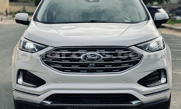 Acheter Import Voiture Ford Edge Blanc à Dakar, Dakar