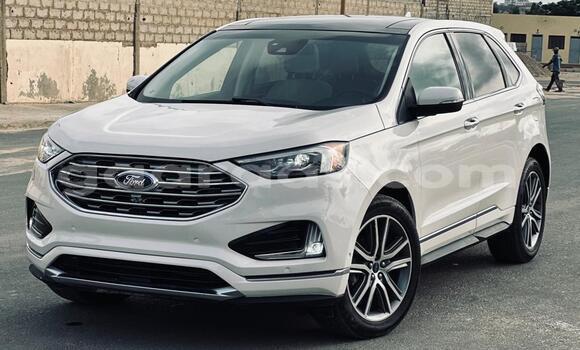 Acheter Import Voiture Ford Edge Blanc à Dakar, Dakar Acheter Import Voiture Ford Edge Blanc à Dakar, Dakar