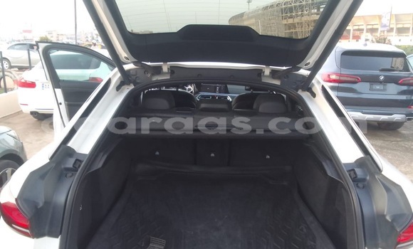 Dieundeu Occasion BMW X6 White Auto in Dakar in Dakar Dieundeu Occasion BMW X6 White Auto in Dakar in Dakar