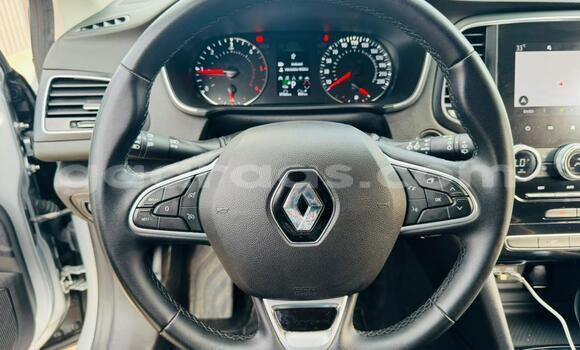 Buy New Renault Megane Silver Car in Dakar in Dakar Buy New Renault Megane Silver Car in Dakar in Dakar