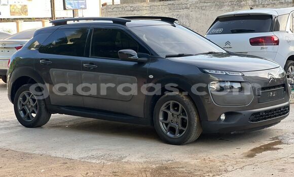 Dieundeu Occasion Citroen C4 Cactus Black Auto in Dakar in Dakar Dieundeu Occasion Citroen C4 Cactus Black Auto in Dakar in Dakar