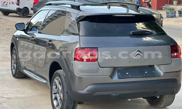 Dieundeu Occasion Citroen C4 Cactus Black Auto in Dakar in Dakar Dieundeu Occasion Citroen C4 Cactus Black Auto in Dakar in Dakar