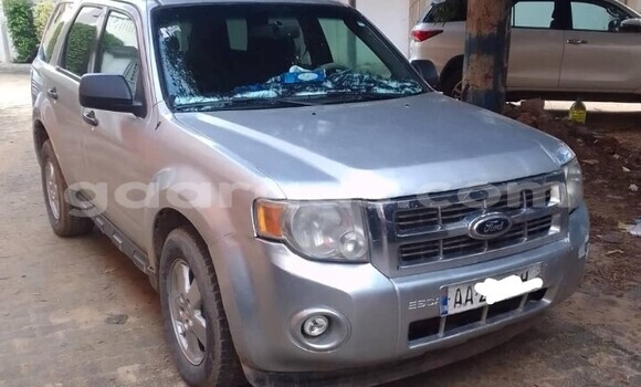 Dieundeu Occasion Ford Escape Silver Auto in Dakar in Dakar Dieundeu Occasion Ford Escape Silver Auto in Dakar in Dakar