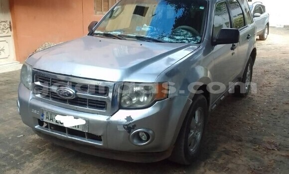 Dieundeu Occasion Ford Escape Silver Auto in Dakar in Dakar Dieundeu Occasion Ford Escape Silver Auto in Dakar in Dakar