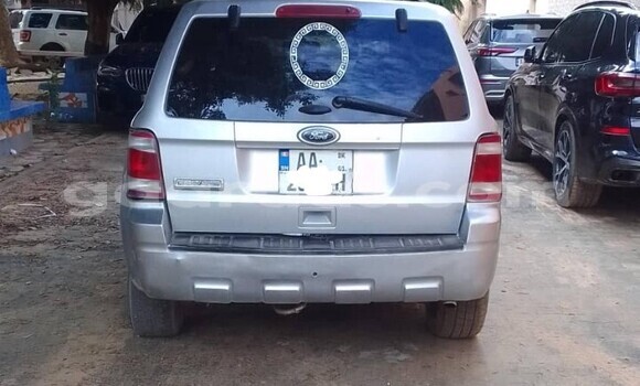 Dieundeu Occasion Ford Escape Silver Auto in Dakar in Dakar Dieundeu Occasion Ford Escape Silver Auto in Dakar in Dakar