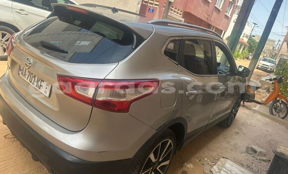 Buy Used Nissan Qashqai Silver Car in Dakar in Dakar Buy Used Nissan Qashqai Silver Car in Dakar in Dakar