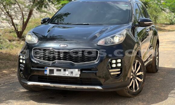 Buy Used Kia Sportage Black Car in Dakar in Dakar