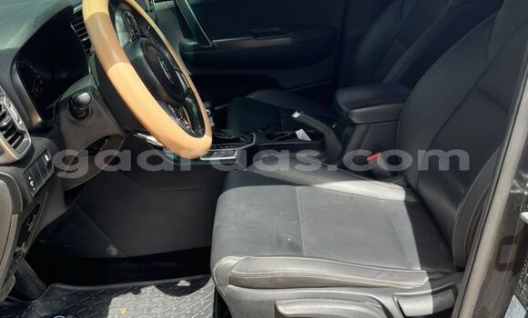 Acheter Occasion Voiture Kia Sportage Noir à Dakar, Dakar Acheter Occasion Voiture Kia Sportage Noir à Dakar, Dakar