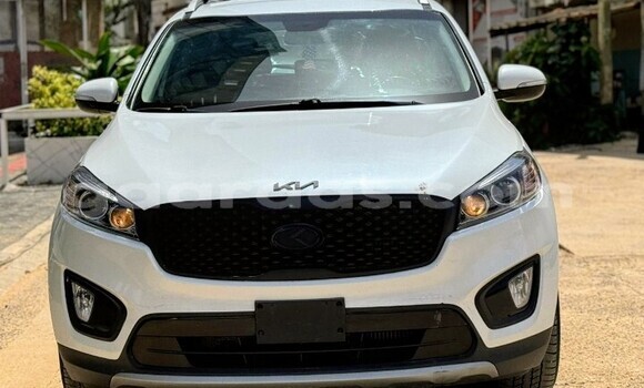 Acheter Occasion Voiture Kia Sorento Blanc à Dakar, Dakar Acheter Occasion Voiture Kia Sorento Blanc à Dakar, Dakar