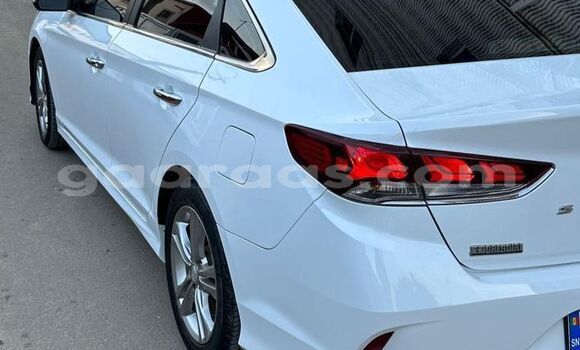 Acheter Occasion Voiture Hyundai Sonata Blanc à Dakar, Dakar Acheter Occasion Voiture Hyundai Sonata Blanc à Dakar, Dakar