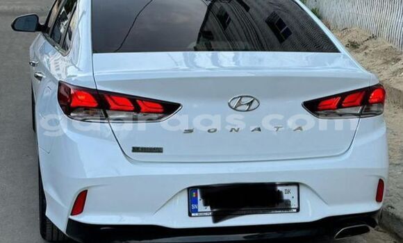 Acheter Occasion Voiture Hyundai Sonata Blanc à Dakar, Dakar Acheter Occasion Voiture Hyundai Sonata Blanc à Dakar, Dakar