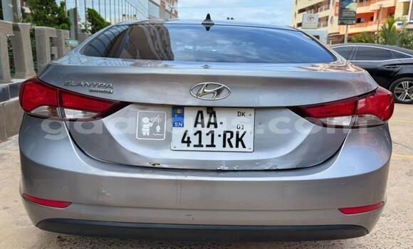 Acheter Occasion Voiture Hyundai Elantra Gris à Dakar, Dakar Acheter Occasion Voiture Hyundai Elantra Gris à Dakar, Dakar
