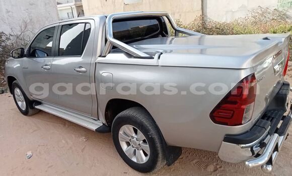 Acheter Occasion Voiture Toyota Hilux Gris à Dakar, Dakar Acheter Occasion Voiture Toyota Hilux Gris à Dakar, Dakar