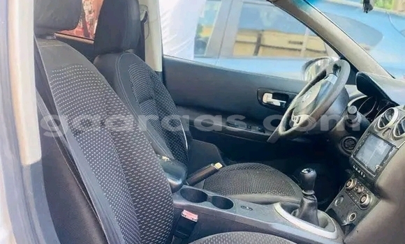 Dieundeu Occasion Nissan Qashqai White Auto in Dakar in Dakar Dieundeu Occasion Nissan Qashqai White Auto in Dakar in Dakar