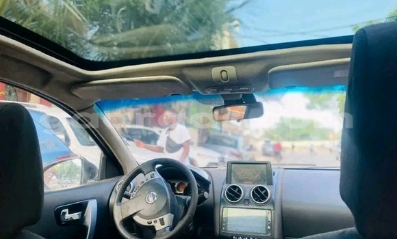 Dieundeu Occasion Nissan Qashqai White Auto in Dakar in Dakar Dieundeu Occasion Nissan Qashqai White Auto in Dakar in Dakar