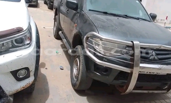 Dieundeu Occasion Mitsubishi L200 Black Auto in Dakar in Dakar Dieundeu Occasion Mitsubishi L200 Black Auto in Dakar in Dakar