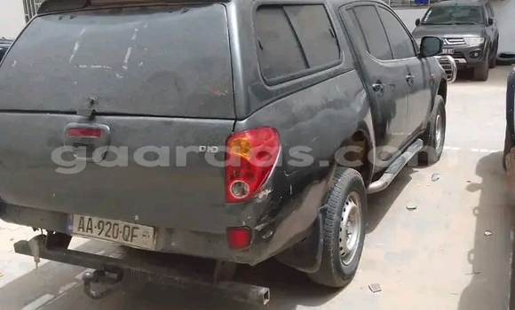 Dieundeu Occasion Mitsubishi L200 Black Auto in Dakar in Dakar Dieundeu Occasion Mitsubishi L200 Black Auto in Dakar in Dakar