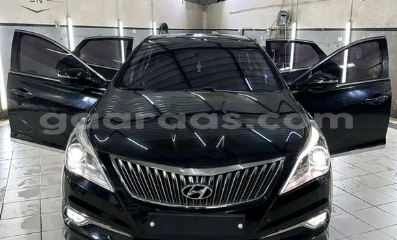 Dieundeu Occasion Hyundai Grandeur Black Auto in Dakar in Dakar Dieundeu Occasion Hyundai Grandeur Black Auto in Dakar in Dakar