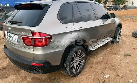 Dieundeu Occasion BMW X5 Silver Auto in Dakar in Dakar Dieundeu Occasion BMW X5 Silver Auto in Dakar in Dakar