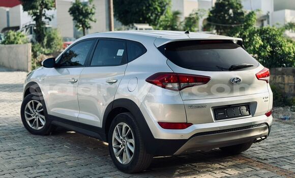 Dieundeu Imported Hyundai Tucson Silver Auto in Dakar in Dakar Dieundeu Imported Hyundai Tucson Silver Auto in Dakar in Dakar