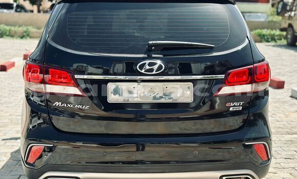 Acheter Import Voiture Hyundai Maxcruz Noir à Dakar, Dakar Acheter Import Voiture Hyundai Maxcruz Noir à Dakar, Dakar