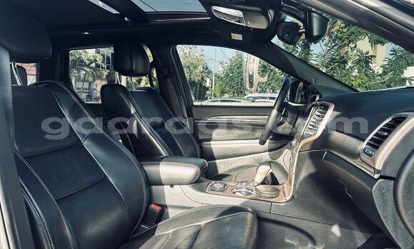 Buy Import Jeep Grand Cherokee Black Car in Dakar in Dakar Buy Import Jeep Grand Cherokee Black Car in Dakar in Dakar