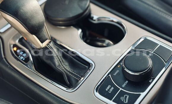 Buy Import Jeep Grand Cherokee Black Car in Dakar in Dakar Buy Import Jeep Grand Cherokee Black Car in Dakar in Dakar