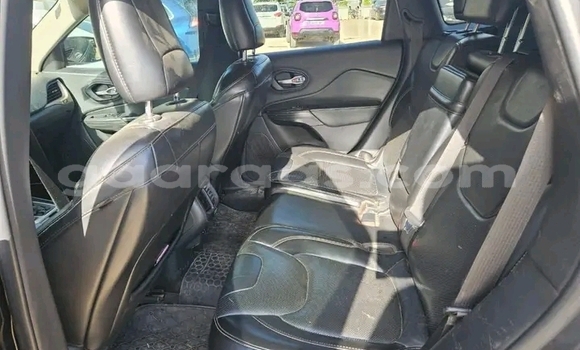 Buy Used Jeep Cherokee Black Car in Dakar in Dakar Buy Used Jeep Cherokee Black Car in Dakar in Dakar