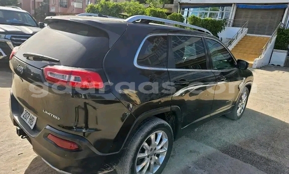 Buy Used Jeep Cherokee Black Car in Dakar in Dakar Buy Used Jeep Cherokee Black Car in Dakar in Dakar