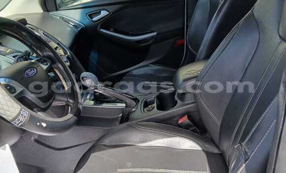 Dieundeu Occasion Ford Focus Silver Auto in Dakar in Dakar Dieundeu Occasion Ford Focus Silver Auto in Dakar in Dakar