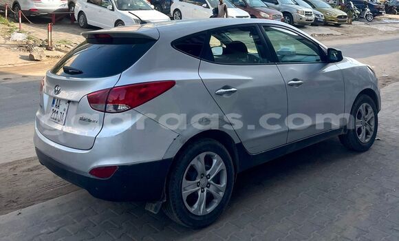 Acheter Occasion Voiture Hyundai ix35 Gris à Dakar, Dakar Acheter Occasion Voiture Hyundai ix35 Gris à Dakar, Dakar