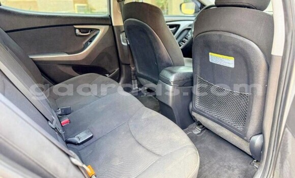 Dieundeu Occasion Hyundai Elantra Silver Auto in Dakar in Dakar Dieundeu Occasion Hyundai Elantra Silver Auto in Dakar in Dakar