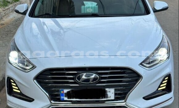 Buy Used Hyundai Sonata White Car in Dakar in Dakar Buy Used Hyundai Sonata White Car in Dakar in Dakar