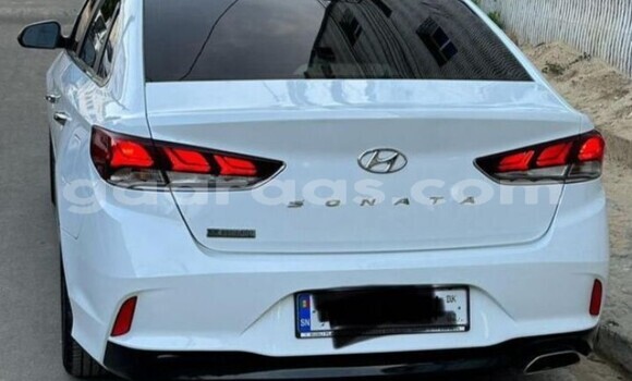 Buy Used Hyundai Sonata White Car in Dakar in Dakar Buy Used Hyundai Sonata White Car in Dakar in Dakar