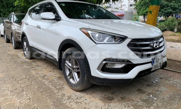 Acheter Occasion Voiture Hyundai Santa Fe Blanc à Dakar, Dakar Acheter Occasion Voiture Hyundai Santa Fe Blanc à Dakar, Dakar