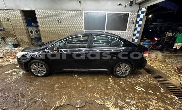 Dieundeu Occasion Toyota Avensis Black Auto in Dakar in Dakar Dieundeu Occasion Toyota Avensis Black Auto in Dakar in Dakar