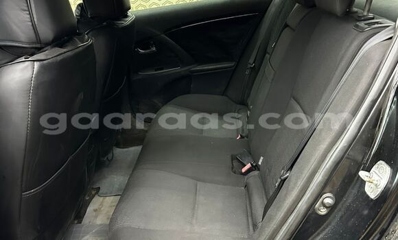 Dieundeu Occasion Toyota Avensis Black Auto in Dakar in Dakar Dieundeu Occasion Toyota Avensis Black Auto in Dakar in Dakar
