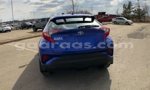 Acheter Occasion Voiture Toyota C-HR Blanc à Dakar, Dakar Acheter Occasion Voiture Toyota C-HR Blanc à Dakar, Dakar