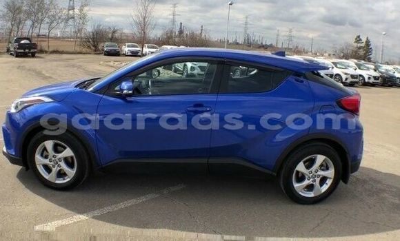 Acheter Occasion Voiture Toyota C-HR Blanc à Dakar, Dakar Acheter Occasion Voiture Toyota C-HR Blanc à Dakar, Dakar